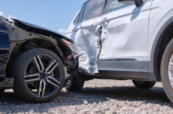 What to do after Being in a Sideswiped Car Accident