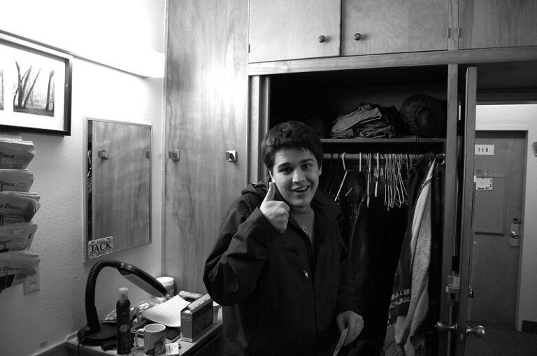 Young Dustin Hoffman