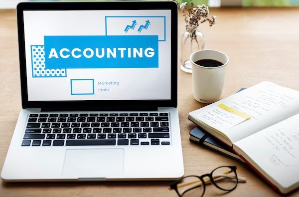 How to Set up an Accounting Department for a Small Business