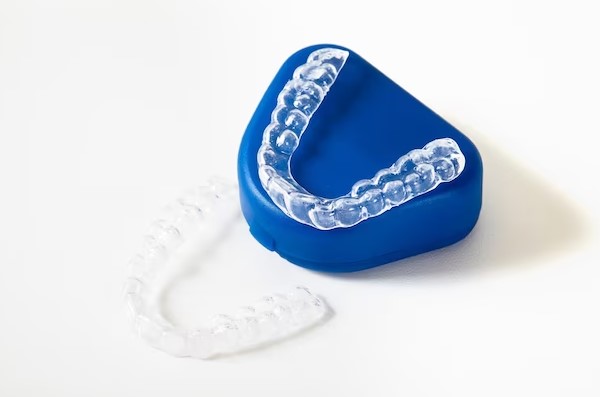 A Clear Alternative to Braces: Invisalign for Adults and Teens