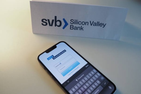 A Closer Look at the Silicon Valley Bank Collapse