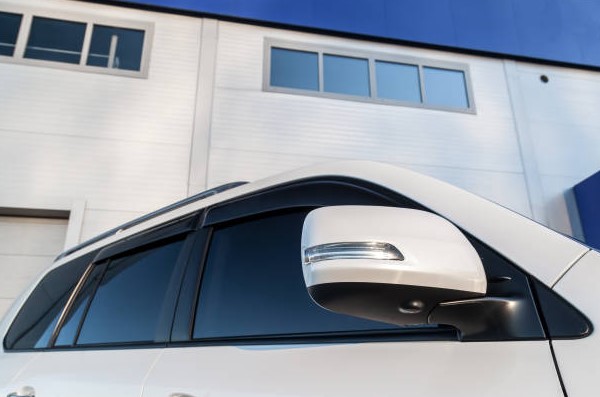 12 Tips for Choosing Your Auto Window Tint Shade