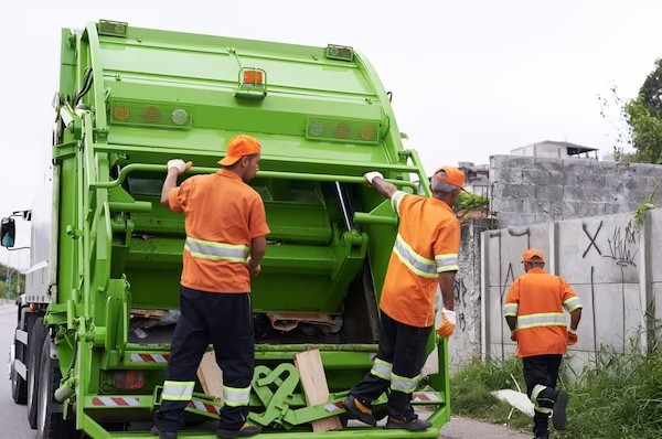 Two workers on the truck