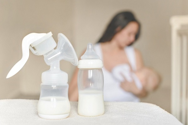 Breastfeeding Must Haves for New Parents