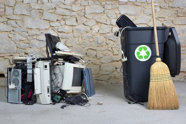 Hire Electronic Recyclers for Your Old Devices