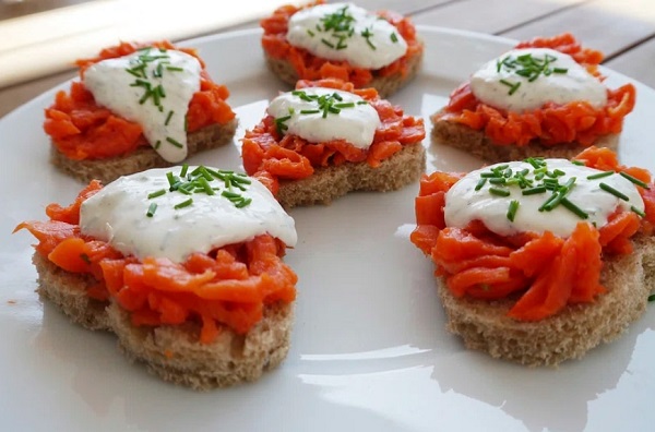 Truffle Carpaccio Crostini