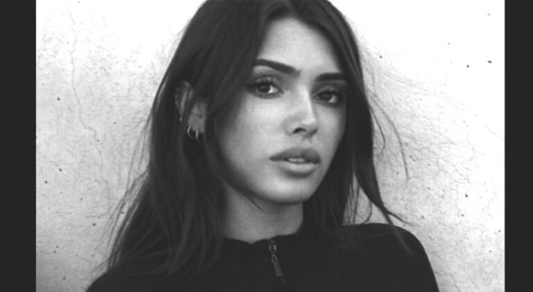 Tall-is-Bianca-Censori