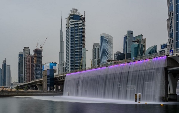 Waterfall-at-Sheikh-Zayed-Bridge