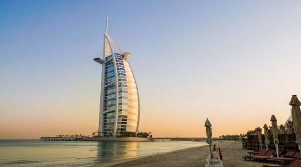 What are the Beach Rules in Dubai?