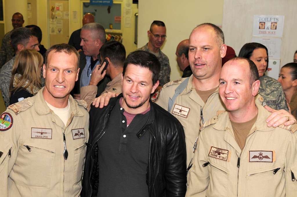 Mark Wahlberg With Army Guys