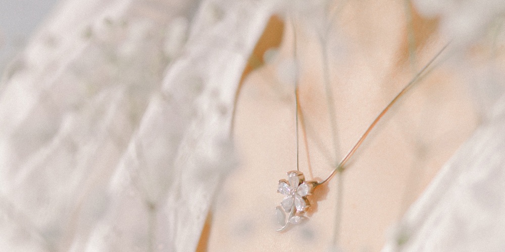 Gold and Diamond Necklace