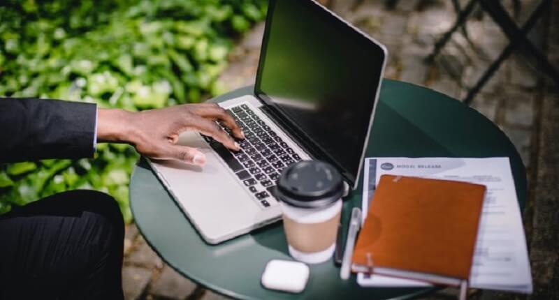 real-state-using-social-media-app