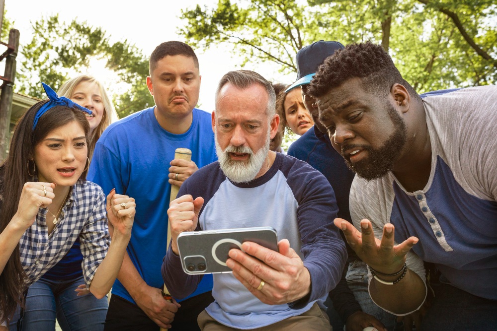 social reactions and entertainment communities