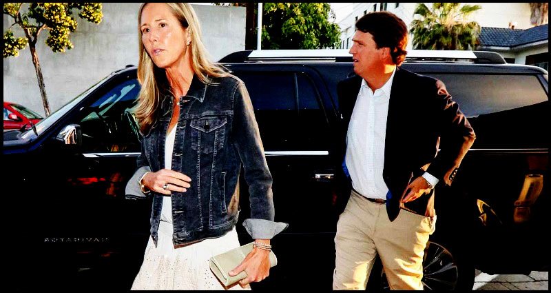 tucker-carlson-with-his-wife