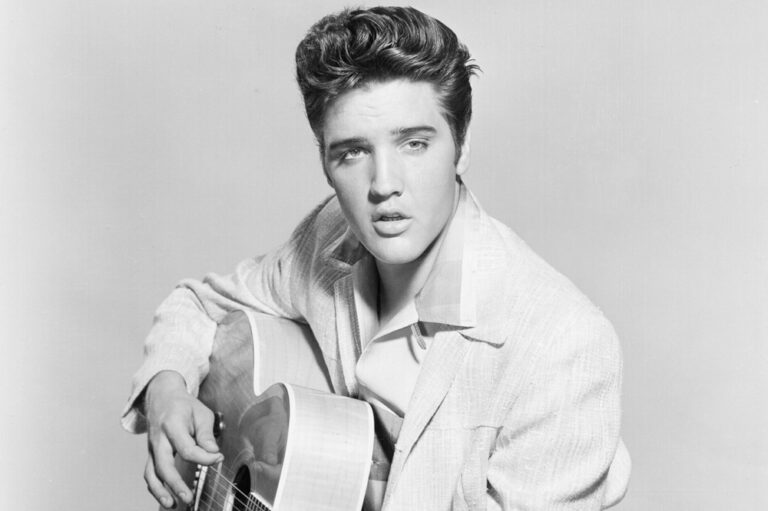 Elvis Die Use Guitar