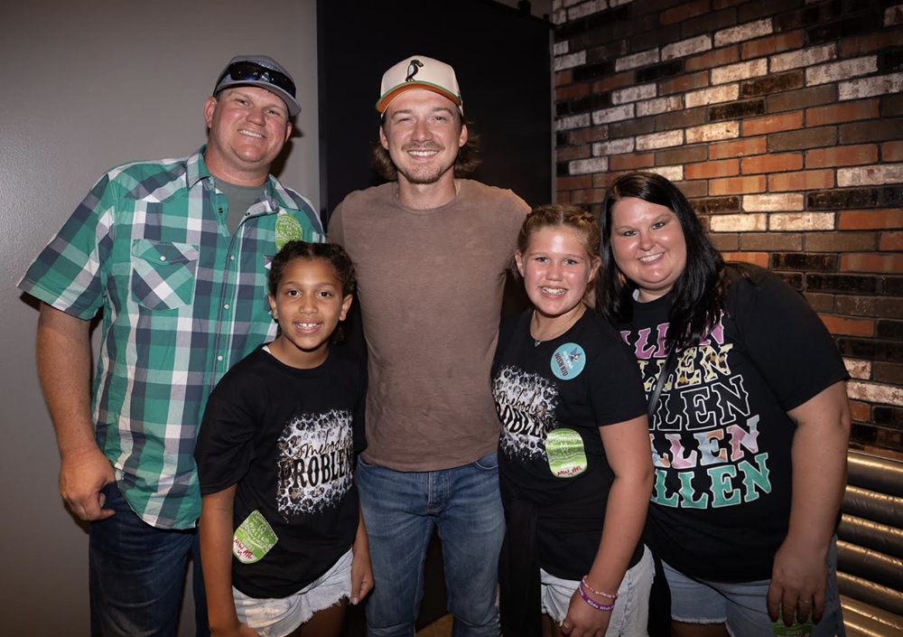 Morgan Wallen with Fans