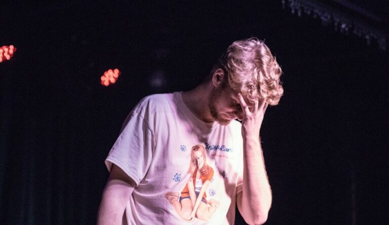 yung gravy sad in stage
